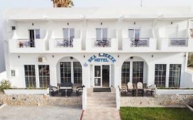 Sea Breeze Hotel